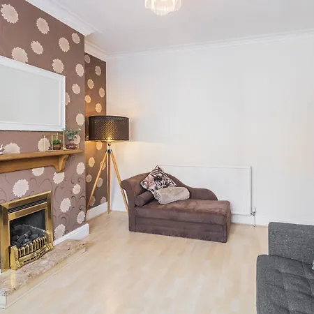 Host & - Elmville * Scarborough