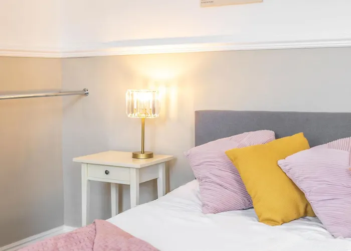 Сasa de vacaciones Host & - Elmville