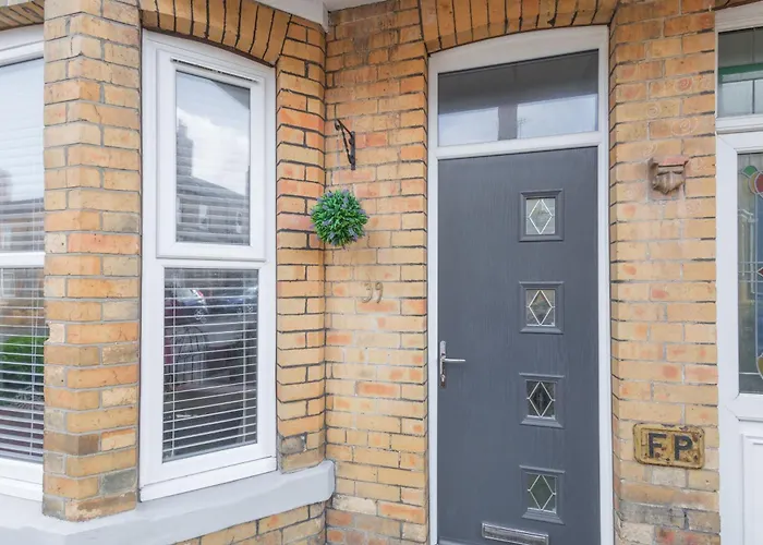 Host & - Elmville 스카버러